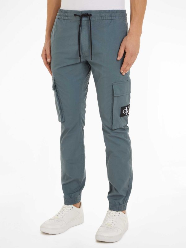 PANTALONI CARGO SKINNY CALVIN KLEIN JEANS UOMO VERDE MILITARE J30J325900 PSL Online a 79 92 Meca Moda Dress Shoes
